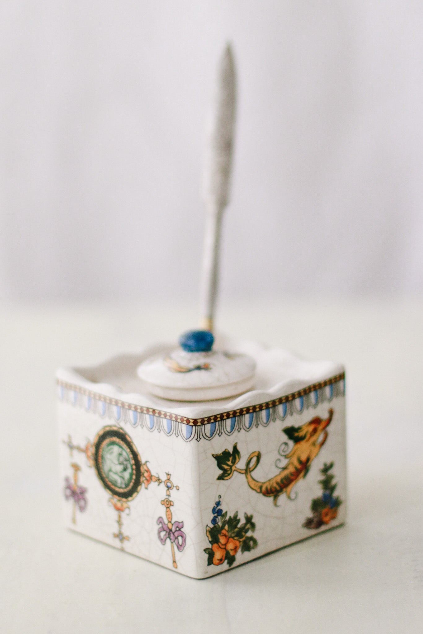 Antique Ceramic Inkwell – Miss Parfaite