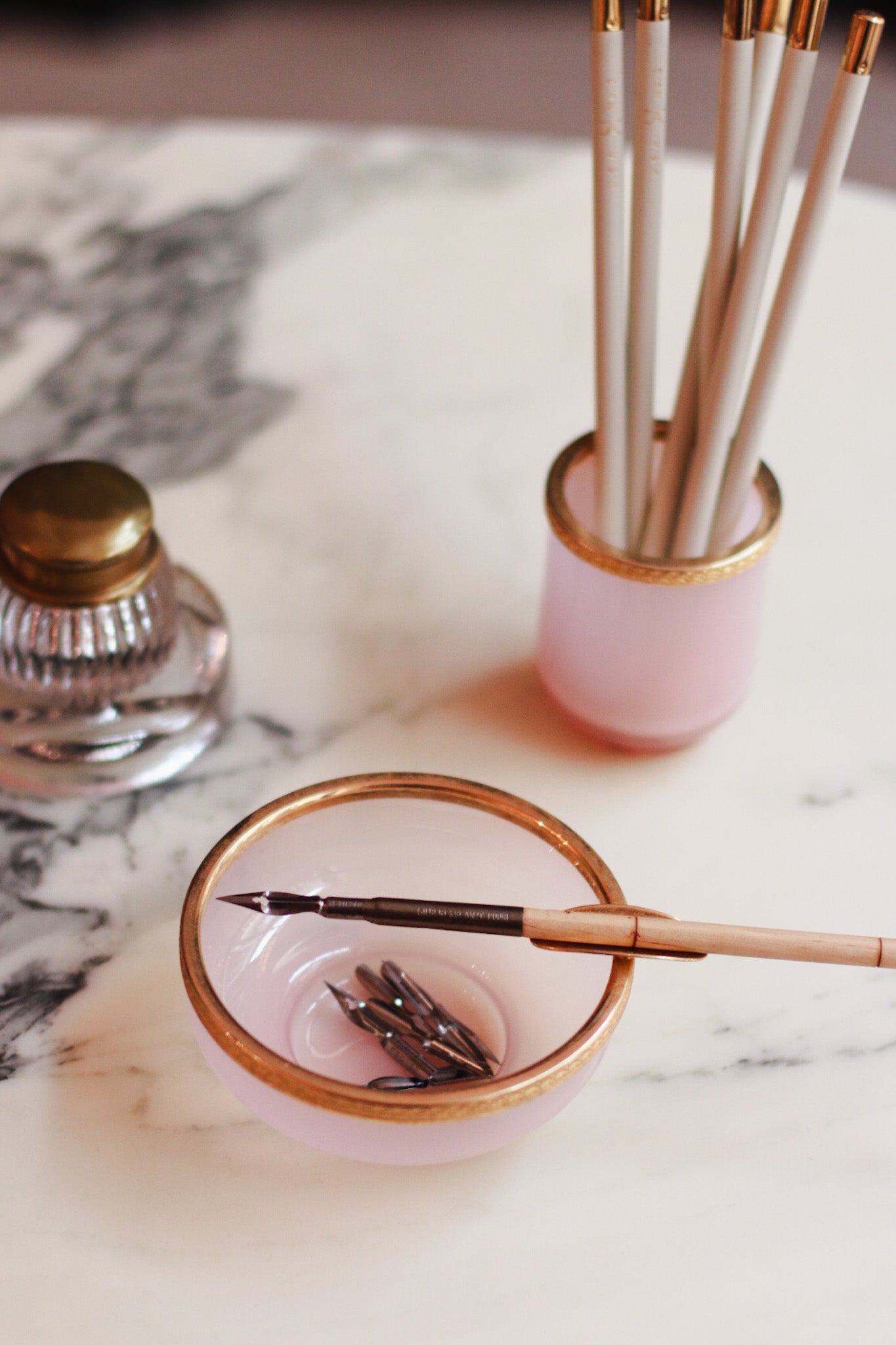 Opaline Bowl - Calligraphy Pen Rest - Miss Parfaite