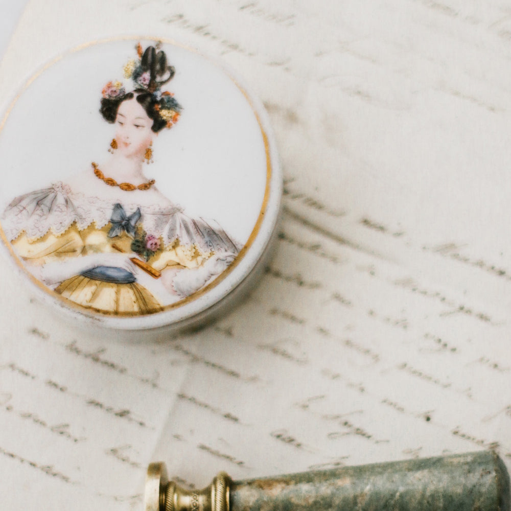 Antique Wax Seal MH - Miss Parfaite 