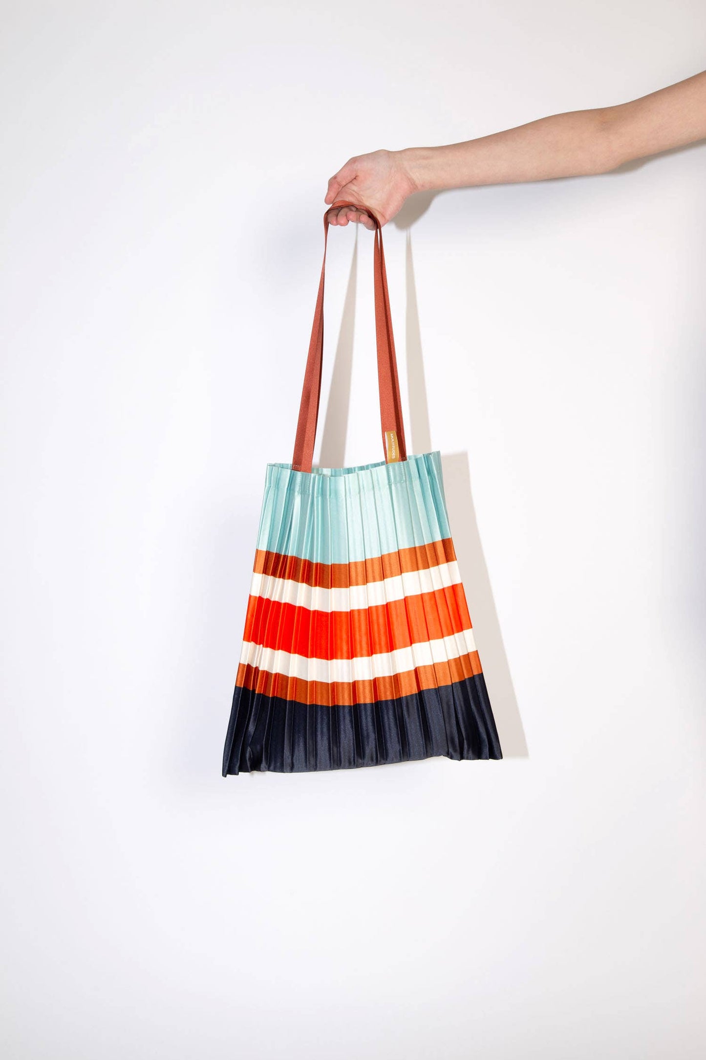 SAC FOURRE-TOUT PLISSÉ EN SATIN SORRENTO DUST