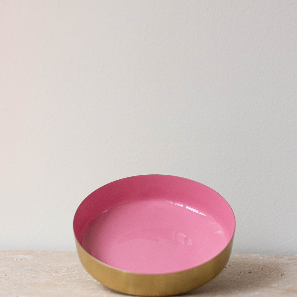 
                  
                    Set of three brass and satin rose bowls - Miss Parfaite | Luxury Stationery
                  
                